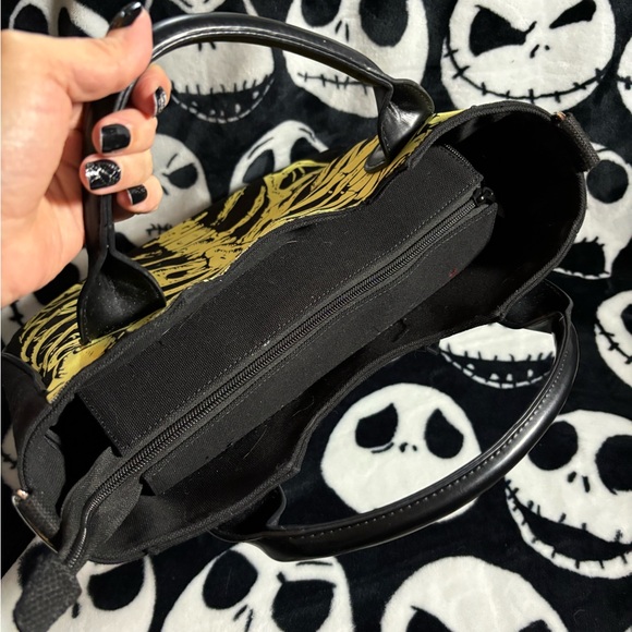 Large Canvas Skeleton Glow in the Dark Purse with Strap - Picture 5 of 5